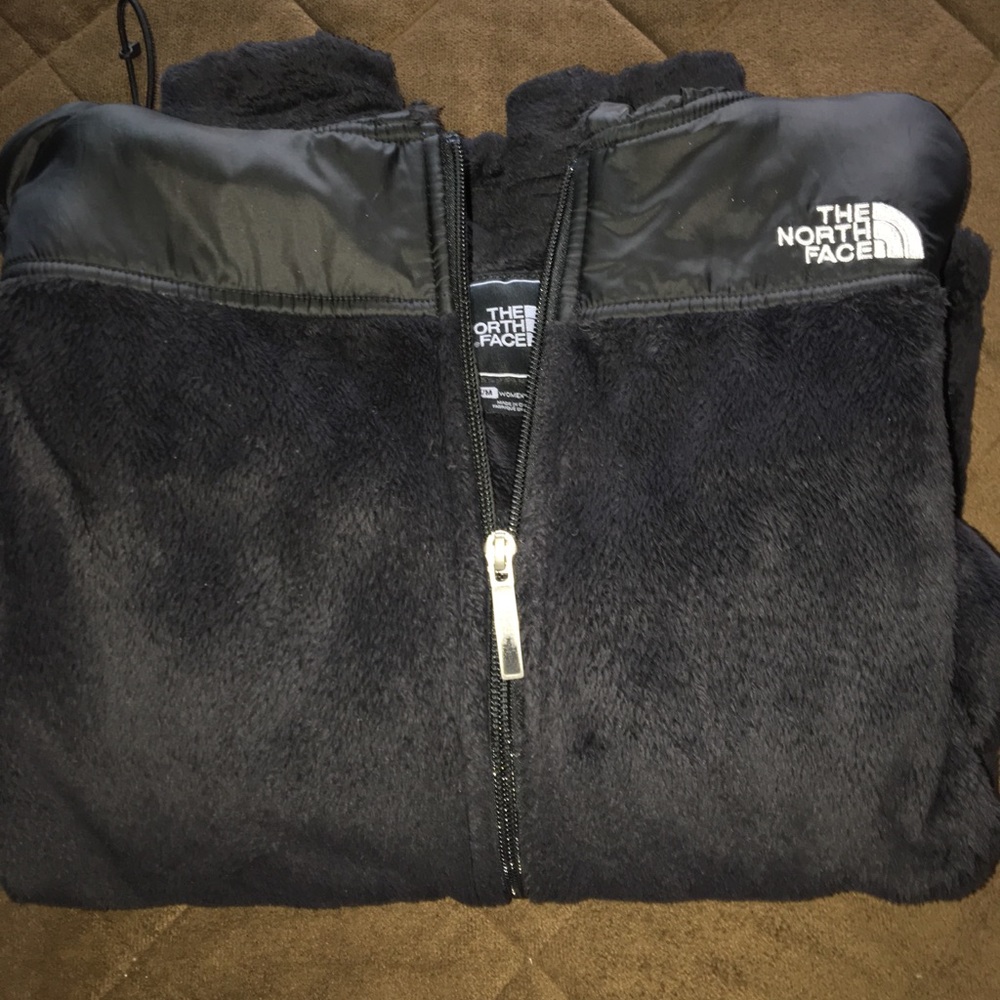 Zip-Up Hooded North Face Jacket